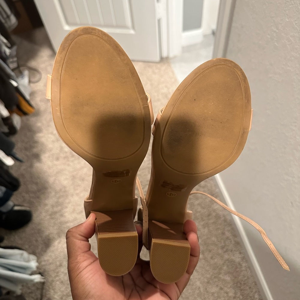 Nude everyday heels